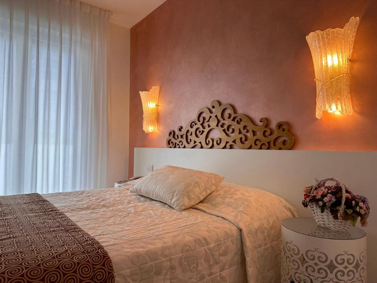 Hotel Albatros ليدو دي يسولو المظهر الخارجي الصورة