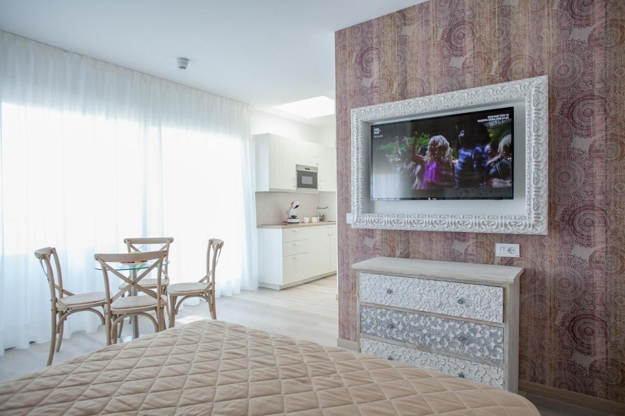 Hotel Albatros ليدو دي يسولو المظهر الخارجي الصورة