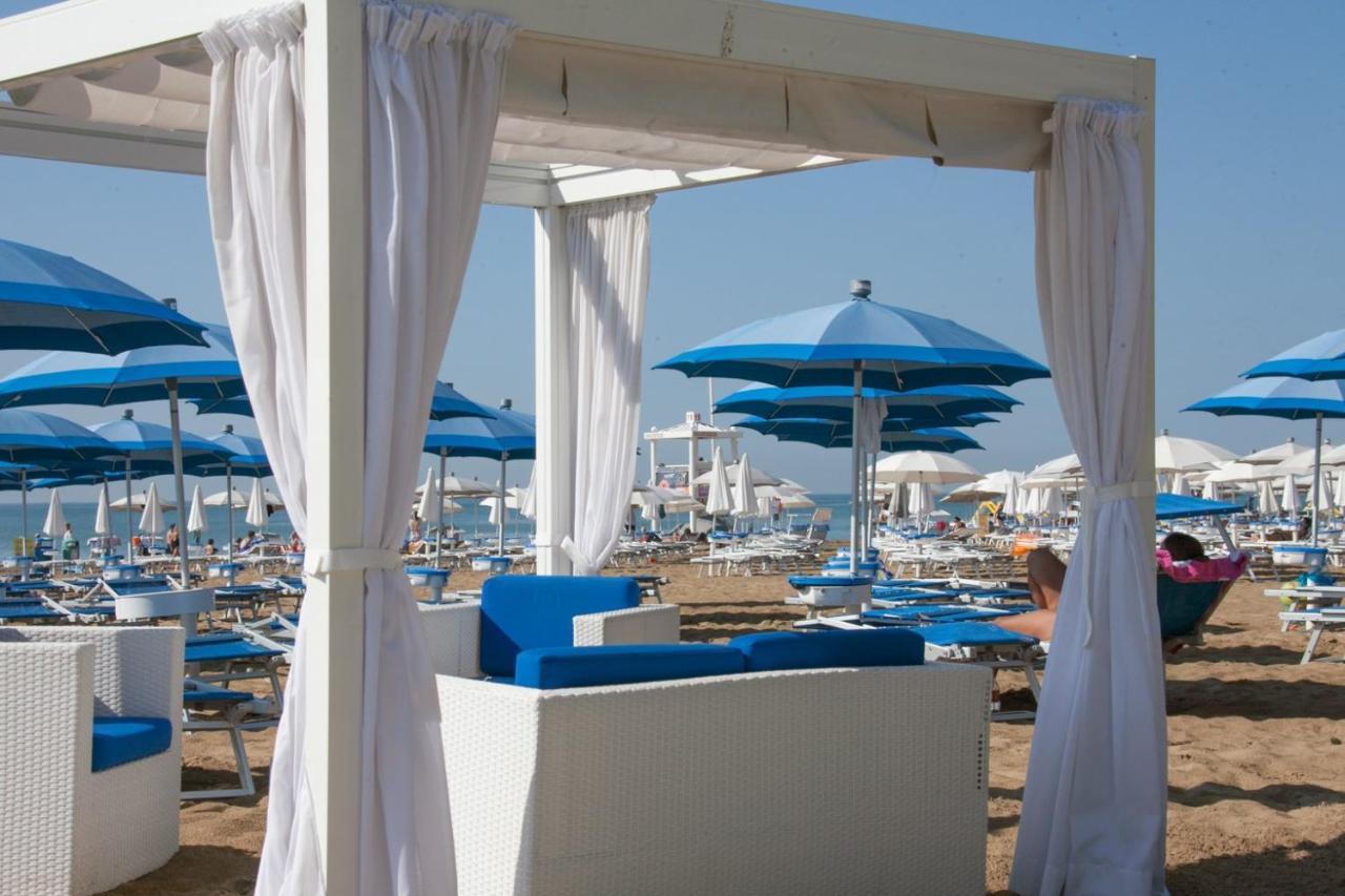 Hotel Albatros ليدو دي يسولو المظهر الخارجي الصورة